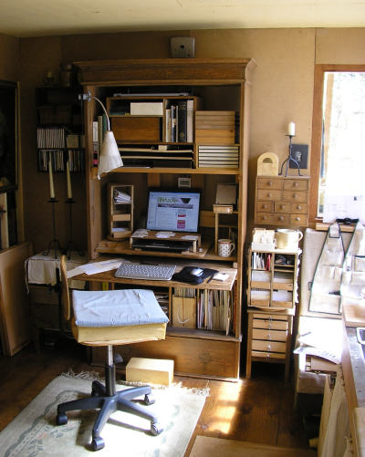 Cheap Computer Desk on Computer Desk